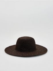 Pleciony kapelusz - ciemnobrązowy. Brązowe kapelusze Reserved, bez wzorów. Za 99.99 zł.