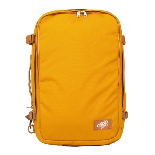 Plecak torba podręczna CabinZero Classic Pro 42 L CZ27. Brązowe torby na laptopa Cabinzero, bez wzorów, z materiału. Za 467.00 zł.