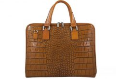 Torba na laptopa skórzana BARBERINI'S 118/1-12 j. brązowa. Brązowe torby na laptopa Barberinis, bez wzorów, ze skóry, na ramię, z tłoczeniem. Za 359.99 zł.