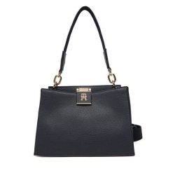 Torebka Tommy Hilfiger. Niebieskie torebki klasyczne Tommy Hilfiger, bez wzorów, klasyczne, bez dodatków. Za 529.99 zł.