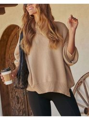 Milan Kiss Sweter w kolorze beżowym rozmiar: M. Brązowe swetry Milan Kiss, m, bez wzorów, bez ramiączek. Za 152.99 zł.