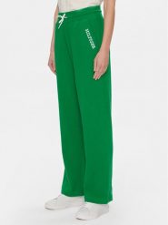 Tommy Hilfiger Spodnie dresowe UW0UW04946 Zielony Relaxed Fit. Zielone spodnie dresowe Tommy Hilfiger, bez wzorów, z bawełny. Za 219.99 zł.