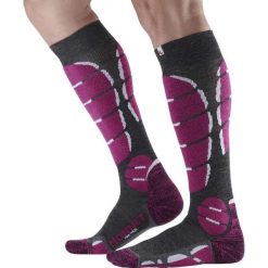 Skarpetki Monnet Ski Light. Czerwone skarpetki MONNET, bez wzorów. Za 249.50 zł.