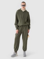 4F Spodnie dresowe joggery damskie - oliwkowe/khaki L. Brązowe spodnie dresowe 4f, bez wzorów, z bawełny, sportowe. W wyprzedaży za 89.99 zł.