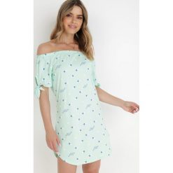 Miętowa Sukienka Hermusa. Zielone sukienki Born2be, m, z aplikacjami, z bawełny, bez kołnierzyka, bez ramiączek, mini. W wyprzedaży za 34.99 zł.