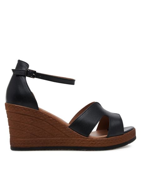 Lasocki Sandały WI23-283-11 Czarny. Czarne sandały Lasocki, bez wzorów, ze skóry, bez obcasa, na koturnie, bez zapięcia. Za 189.99 zł.