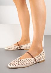 Beżowe Balerinki Boho z Szydełkową Cholewką z Paskiem Vocele. Brązowe baleriny Born2be, bez wzorów, boho, bez obcasa, bez zapięcia. Za 79.99 zł.