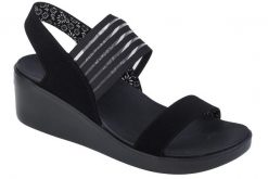Buty do chodzenia Skechers Arch Fit Rumble Modernistic. Czarne trekkingi Skechers, bez wzorów, z materiału, bez zapięcia, trekkingowe. Za 279.99 zł.