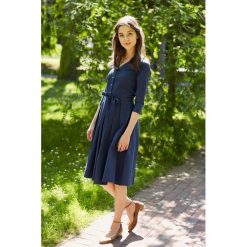 Sukienka Alodia navy blue 32 niebieski. Sukienki marki Marie Zélie. W wyprzedaży za 341.60 zł.