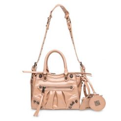 Torebka Steve Madden. Czerwone torebki klasyczne Steve Madden, bez wzorów, klasyczne, bez dodatków. Za 419.99 zł.