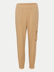 Kaffe Spodnie materiałowe Moria 10552262 Beżowy Relaxed Fit. Brązowe spodnie materiałowe Kaffe, bez wzorów, z materiału. Za 179.99 zł.