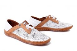 MANITU 840074-21 cognac, półbuty damskie. Białe półbuty wsuwane Manitu, na lato, bez wzorów, ze skóry, bez obcasa. Za 254.92 zł.