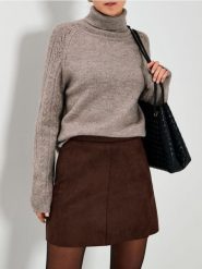 Golf z ozdobnymi rękawami - brązowy. Brązowe swetry Sinsay, l, bez wzorów, bez ramiączek. Za 59.99 zł.