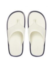 Melissa Japonki Float Ad. 33915 Biały. Białe japonki Melissa, bez wzorów, z tworzywa sztucznego. Za 269.99 zł.