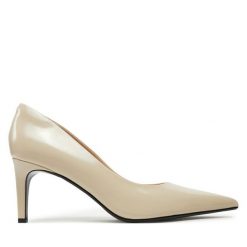 Szpilki Calvin Klein. Brązowe szpilki Calvin Klein, bez wzorów, bez obcasa, na szpilce, bez zapięcia. Za 449.99 zł.