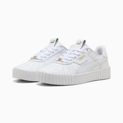 Puma Buty Carina 3.0 Luxe 40072401. Białe buty treningowe Puma, bez wzorów, z gumy, bez zapięcia, tenisowe. Za 230.99 zł.