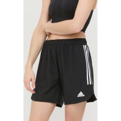 Adidas Performance szorty treningowe Condivo 22 damskie kolor czarny z aplikacją high waist. Czarne szorty sportowe adidas Performance, z aplikacjami, z materiału, z podwyższonym stanem, na fitness i siłownię. W wyprzedaży za 129.99 zł.