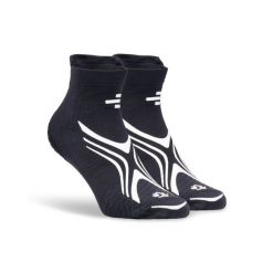 Skarpetki basenowe R-evenge. Skarpetki R-EVENGE, bez wzorów, z dzianiny. Za 99.99 zł.