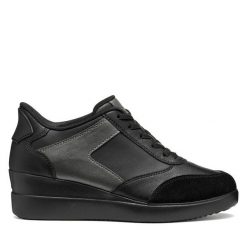 Półbuty Geox. Czarne półbuty wsuwane Geox, bez wzorów, bez obcasa, na płaskiej podeszwie. Za 449.99 zł.