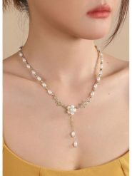 Atelier MIU Pozłacany naszyjnik z perłami i cyrkoniami - dł. 45 cm rozmiar: onesize. Białe naszyjniki atelier MIU, z materiału, z cyrkonią, pozłacane. Za 43.99 zł.