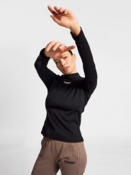 Damski sweter z golfem Hummel LGC Gisa. Czarne swetry Hummel, na jesień, xl, bez wzorów, z bawełny, klasyczne, moda ciążowa, bez ramiączek. Za 169.95 zł.