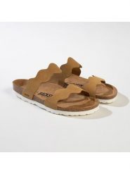 BACKSUN Skórzane klapki "Sechura" w kolorze jasnobrązowym rozmiar: 36. Brązowe klapki Backsun, bez wzorów, ze skóry, klasyczne, z otwartym noskiem, bez obcasa, bez zapięcia. Za 130.99 zł.