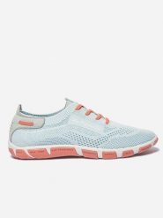 Buty Damskie TBS Janessa. Białe buty treningowe TBS, na lato, bez wzorów, z gumy, bez zapięcia, trekkingowe. Za 449.00 zł.