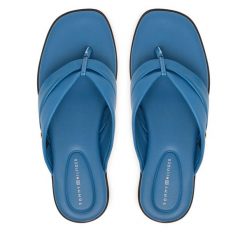 Japonki Tommy Hilfiger. Niebieskie japonki Tommy Hilfiger, bez wzorów. Za 359.99 zł.