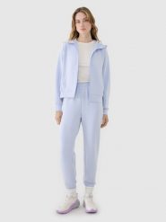 4F Spodnie dresowe joggery z modalem damskie - niebieskie XS. Niebieskie spodnie dresowe 4f, bez wzorów, z dresówki, sportowe. Za 159.99 zł.