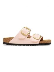 Birkenstock Klapki "Arizona" w kolorze jasnoróżowym rozmiar: 38. Różowe klapki Birkenstock, bez wzorów, klasyczne, z otwartym noskiem, bez obcasa, bez zapięcia. Za 417.28 zł.