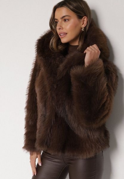 Brązowa Futrzana Kurtka z Nieodpinanym Kapturem Tusarea. Brązowe kurtki Born2be, l, bez wzorów, z futra, eleganckie. Za 259.99 zł.