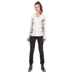 Desigual Damska koszula Cam Randers Blanco 18WWCW56 1000 (rozmiar M). Koszule Desigual, m, bez wzorów, bez kołnierzyka, bez ramiączek. W wyprzedaży za 154.00 zł.