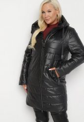 Czarna Kurtka Pikowana z Troczkami przy Kapturze Olenelle. Czarne kurtki Born2be, xl, bez wzorów, z materiału, bez kaptura. W wyprzedaży za 209.99 zł.