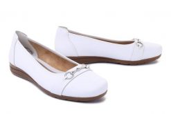 RIEKER L9360-80 white, baleriny damskie. Białe baleriny Rieker, bez wzorów, bez obcasa, bez zapięcia. Za 299.90 zł.