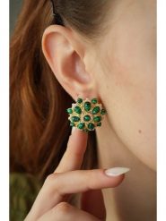 Pierres delicates Pozłacane kolczyki z malachitami rozmiar: onesize. Zielone kolczyki Pierres delicates, z malachitem, pozłacane. Za 43.99 zł.