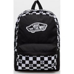 Vans plecak kolor czarny duży wzorzysty. Czarne plecaki Vans, bez wzorów, do ręki, bez dodatków. Za 179.99 zł.