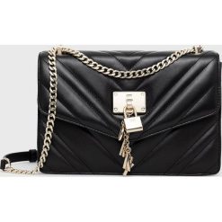 Dkny torebka skórzana kolor czarny. Czarne listonoszki DKNY, bez wzorów, na ramię, pikowane, bez dodatków. Za 1,389.90 zł.