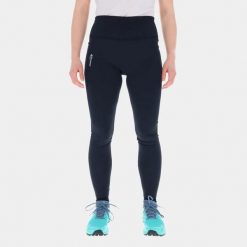 Legginsy damskie do biegania Inov-8 Active Tights. Czarne legginsy Inov-8, bez wzorów, z materiału, sportowe. Za 206.79 zł.