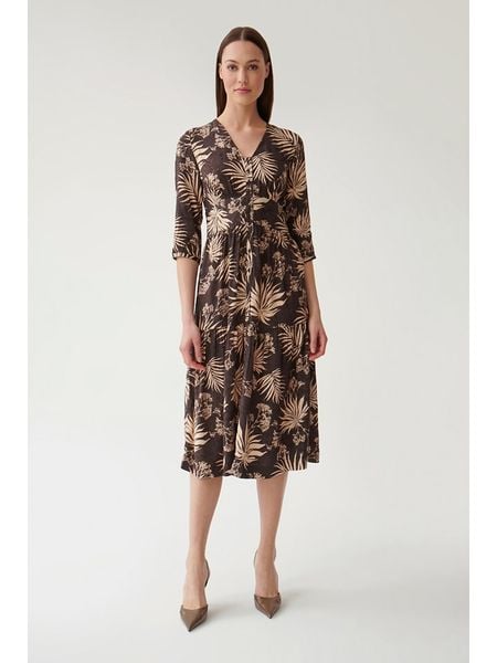 TATUUM Sukienka w kolorze brązowo-beżowym rozmiar: 44. Brązowe sukienki Tatuum, bez wzorów, bez kołnierzyka, bez ramiączek, midi. Za 127.05 zł.