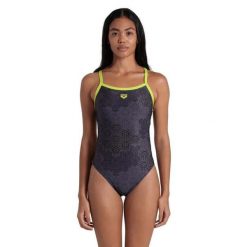 Damski kostium kąpielowy 1-częściowy Arena Kikko Challe. Zielone kombinezony Arena, bez wzorów, sportowe. Za 301.00 zł.