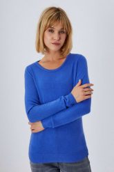 Gładki sweter. Niebieskie swetry MOODO, xs, bez wzorów, bez ramiączek. W wyprzedaży za 34.99 zł.