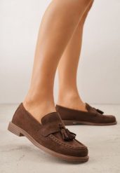 Ciemnobrązowe Mokasyny VICES z Wkładką ze Skóry Naturalnej Ozdobione Chwostami Maritune. Brązowe mokasyny Renee, bez wzorów, ze skóry. Za 89.99 zł.