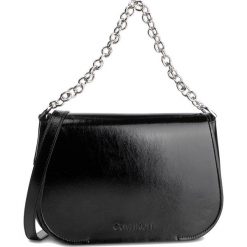 Torebka CALVIN KLEIN - Dressed Up Satchel K60K605034 001. Torebki klasyczne marki Calvin Klein. W wyprzedaży za 559.00 zł.