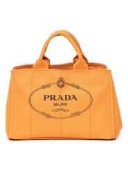 PRADA Torebka w kolorze żółtym - 35 x 23 x 22 cm rozmiar: onesize. Żółte torebki klasyczne Prada, bez wzorów, z materiału, przez ramię, bez dodatków. Za 3,131.99 zł.