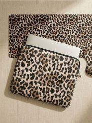 Torba na laptopa w panterkę - brązowy. Brązowe torby na laptopa Sinsay, bez wzorów. Za 27.99 zł.