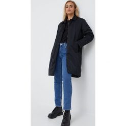 Calvin Klein kurtka damska kolor czarny zimowa. Czarne kurtki Calvin Klein, na zimę, l, bez wzorów, z dzianiny, bez kaptura. Za 1,199.90 zł.