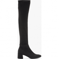Kozaki na niskim obcasie VALIA. Czarne kozaki Ryłko, bez wzorów, z tkaniny, z okrągłym noskiem, bez obcasa, na obcasie, bez zapięcia. Za 379.99 zł.