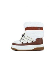 GAP Botki " Paradise High Fur" w kolorze biało-bordowym rozmiar: 36. Białe botki GAP, bez wzorów, bez obcasa, bez zapięcia. Za 189.95 zł.