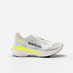 Buty do biegania damskie Kiprun KD900X LD 2. Białe buty do biegania KIPRUN, bez wzorów, bez zapięcia, do biegania. Za 699.99 zł.