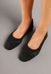 Czarne Balerinki Ozdobione Siateczką Landeora. Czarne baleriny Renee, bez wzorów, z jeansu, casualowe, bez obcasa, na płaskiej podeszwie, bez zapięcia. Za 54.99 zł.